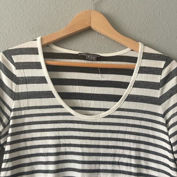 Vince Striped Top‎ - Picture 4 of 6